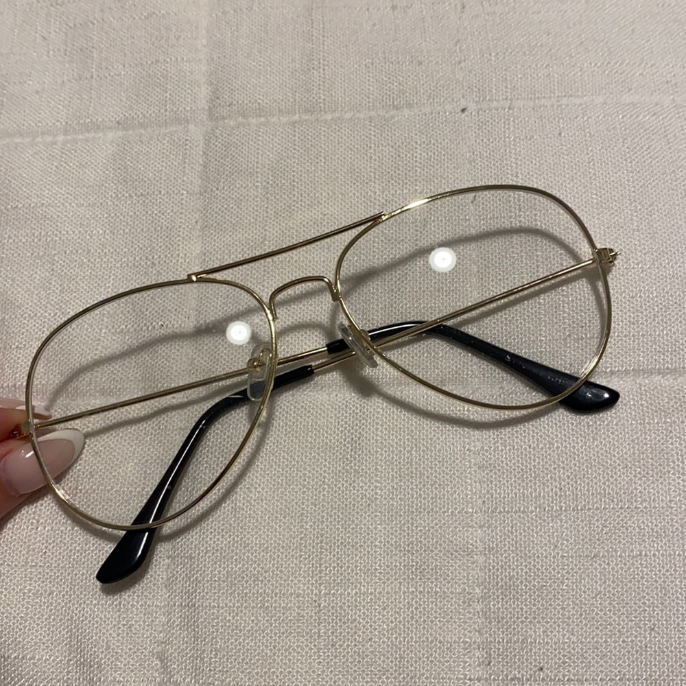 Aviator Glasses w/ Gold Rim